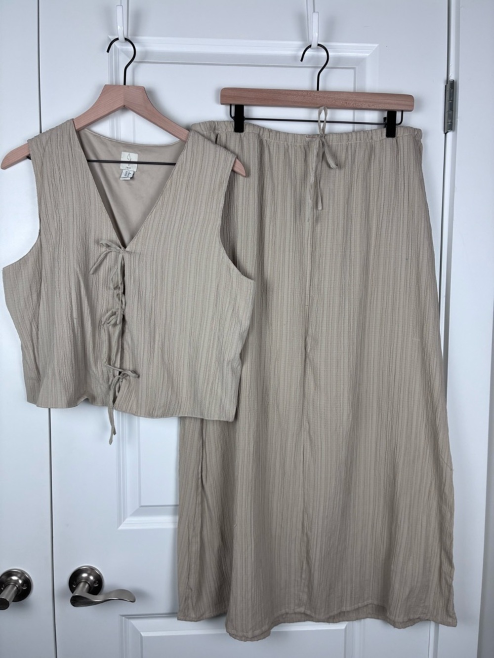Vintage Y2K JOIE Textured Tie-Front Vest & Maxi Skirt Set - Neutral Beige - M/XL